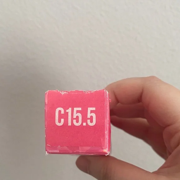 Jeffree Star Liquid Concealer in Nude Pink Beige - Picture 3 of 3